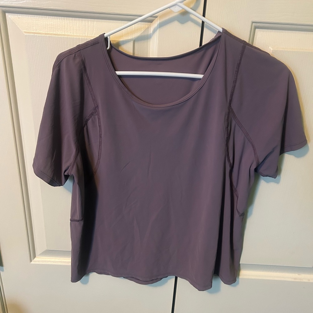 lululemon Short Sleeve Tee in Gray